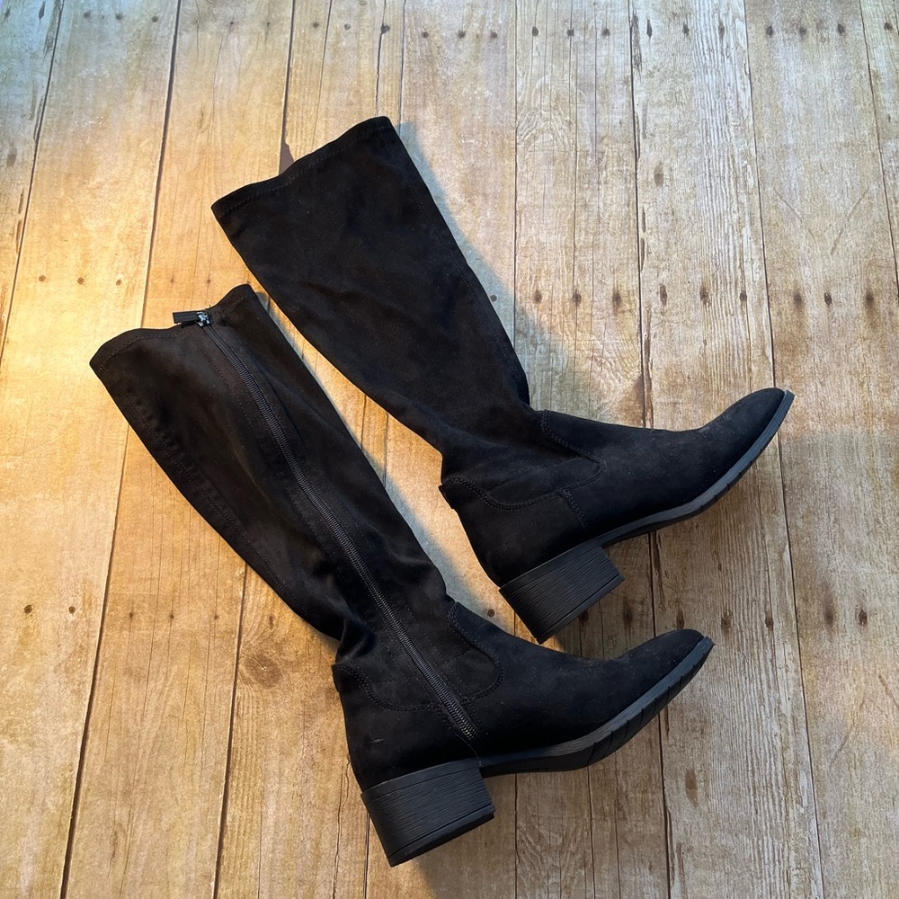 Kenneth Cole Reaction Knit Suede-like Black Zip Up Boots Size 7 EUC Medium Width - Picture 2 of 6